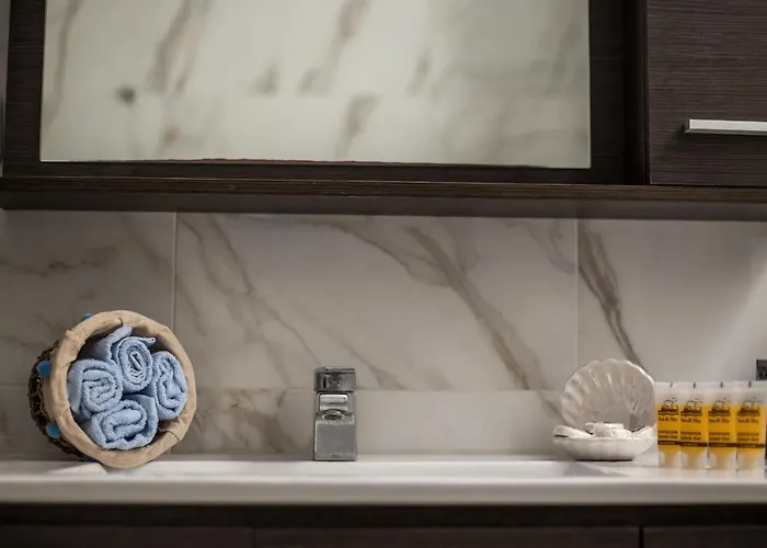 فيلة 50 Shades Of Blue